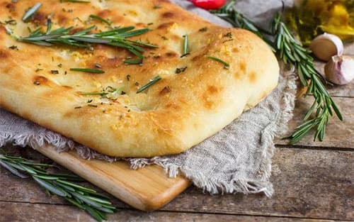 Focaccia Ajo & Romero
